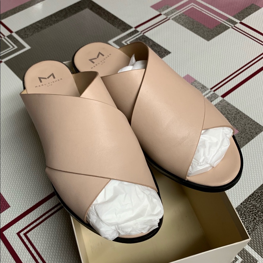 Marc Fisher sandals